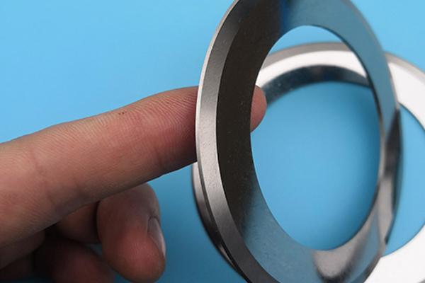 تیکه برش چرخدار دقیق بالا تیکه برش Pvc لبه برش چرخدار تیکه برش ماشین لبه برش ماشین لبه کاغذ لوله چسب چسب 4